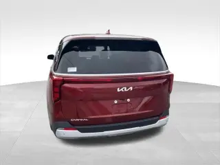 Kia Carnival 2025 LXS 4p Minivan