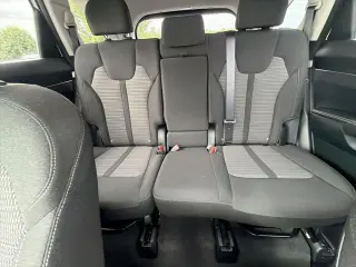 Kia Sorento 2024 LX 4p SUV