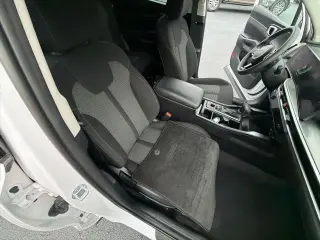 Kia Sorento 2024 LX 4p SUV