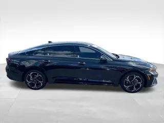 Kia K5 2025 GT-Line 4dr Sedan