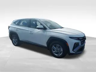 Hyundai TUCSON 2026 SE 4p SUV