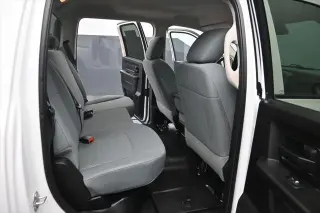 Ram 1500 Classic 2019 4x4 Tradesman 4p Camión Cabina Completa 5.5 pies ST Pickup