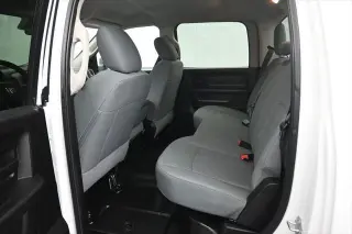 Ram 1500 Classic 2019 4x4 Tradesman 4p Camión Cabina Completa 5.5 pies ST Pickup
