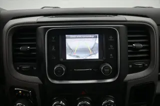 Ram 1500 Classic 2021 4x4 Tradesman 4p. Cabina Doble Estándar 5.5 pies CA Pickup