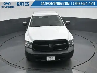 Ram 1500 Classic 2021 4x4 Tradesman 4p. Cabina Doble Estándar 5.5 pies CA Pickup