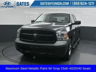 Ram 1500 Classic 2019 4x4 Tradesman 4p. Cabina de Conductor 5.5 pies SBT Camioneta