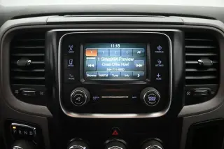 Ram 1500 2016 4x4 Tradesman 4p Camión Cabina Doble 5.5 pies BAS
