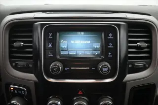 Ram 1500 2016 4x4 Tradesman 4p Camión Cabina Doble 5.5 pies BAS