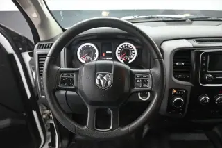 Ram 1500 2016 4x4 Tradesman 4p Camión Cabina Doble 5.5 pies BAS