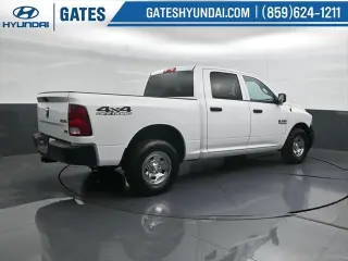 Ram 1500 2016 4x4 Tradesman 4p Camión Cabina Doble 5.5 pies BAS