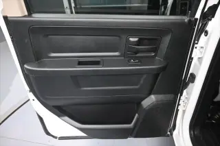 Ram 1500 2016 4x4 Tradesman 4p Camión Cabina Doble 5.5 pies BAS
