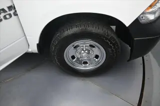 Ram 1500 2016 4x4 Tradesman 4p Camión Cabina Doble 5.5 pies BAS