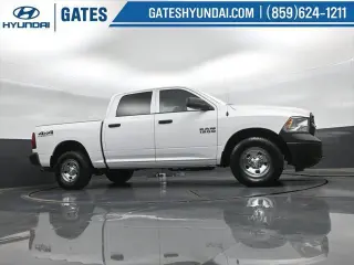 Ram 1500 2016 4x4 Tradesman 4p Camión Cabina Doble 5.5 pies BAS