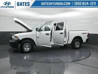 Ram 1500 2016 4x4 Tradesman 4p Camión Cabina Doble 5.5 pies BAS
