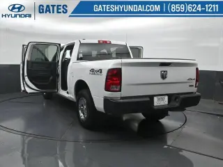 Ram 1500 2016 4x4 Tradesman 4p Camión Cabina Doble 5.5 pies BAS