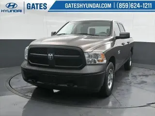 Ram 1500 2018 4x4 Tradesman 4p. Cabina Doble 5.5 pies ST Camioneta