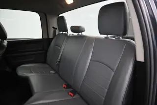 Ram 1500 Classic 2021 4x4 Tradesman 4p Camión Cabina Completa 5.5 pies CB