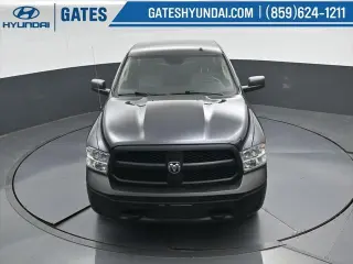 Ram 1500 Classic 2021 4x4 Tradesman 4p Camión Cabina Completa 5.5 pies CB