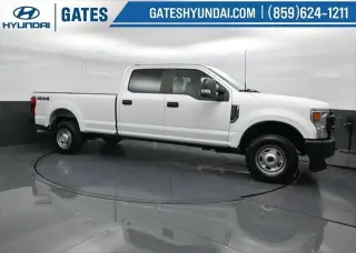 Ford F-350 Super Duty 2022 4x4 XL 4 puertas Cabina de tripulación 6,8 pies SB SRW Camioneta pickup