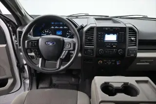 Ford F-350 Super Duty 2022 4x4 XL 4 puertas Cabina de tripulación 6,8 pies SB SRW Camioneta pickup