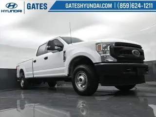 Ford F-350 Super Duty 2022 4x4 XL 4 puertas Cabina de tripulación 6,8 pies SB SRW Camioneta pickup