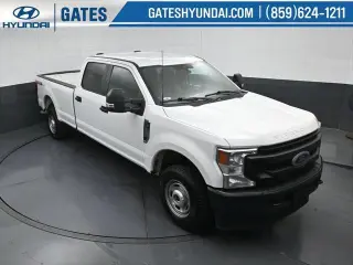 Ford F-350 Super Duty 2022 4x4 XL 4 puertas Cabina de tripulación 6,8 pies SB SRW Camioneta pickup
