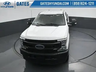 Ford F-350 Super Duty 2022 4x4 XL 4 puertas Cabina de tripulación 6,8 pies SB SRW Camioneta pickup