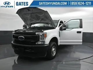 Ford F-350 Super Duty 2022 4x4 XL 4 puertas Cabina de tripulación 6,8 pies SB SRW Camioneta pickup