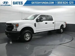 Ford F-350 Super Duty 2022 4x4 XL 4 puertas Cabina de tripulación 6,8 pies SB SRW Camioneta pickup
