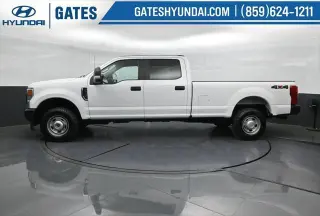Ford F-350 Super Duty 2022 4x4 XL 4 puertas Cabina de tripulación 6,8 pies SB SRW Camioneta pickup