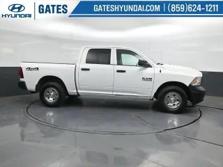Ram 1500 2016 4x4 Tradesman 4p Camioneta Cabina Completa 5.5 pies BA