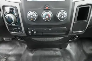 Ram 1500 Classic 2019 4x4 Tradesman 4p. Cabina Doble 5.5 pies CT Camioneta
