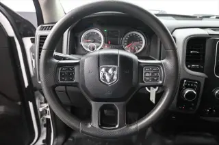 Ram 1500 Classic 2019 4x4 Tradesman 4p. Cabina Doble 5.5 pies CT Camioneta