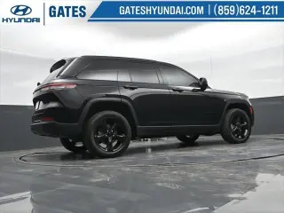 Jeep Grand Cherokee 2023 4x4 Altitude 4p SUV