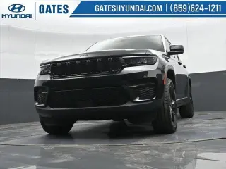 Jeep Grand Cherokee 2023 4x4 Altitude 4p SUV