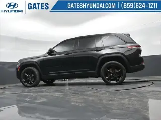 Jeep Grand Cherokee 2023 4x4 Altitude 4p SUV