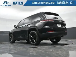 Jeep Grand Cherokee 2023 4x4 Altitude 4p SUV
