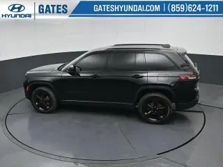 Jeep Grand Cherokee 2023 4x4 Altitude 4p SUV