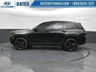 Jeep Grand Cherokee 2023 4x4 Altitude 4p SUV