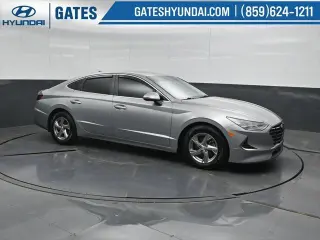 Hyundai SONATA 2023 SE Sedán 4p.