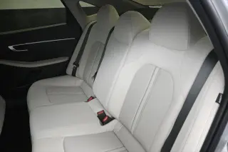 Hyundai SONATA 2023 SE Sedán 4p.