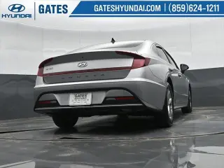 Hyundai SONATA 2023 SE Sedán 4p.