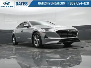 Hyundai SONATA 2023 SE Sedán 4p.