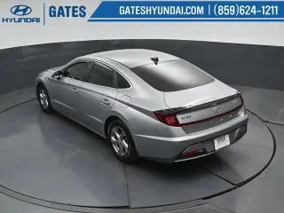 Hyundai SONATA 2023 SE Sedán 4p.