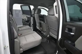 Chevrolet Silverado 3500HD 2017 4x4 Work Truck 4p Crew Cab SRW