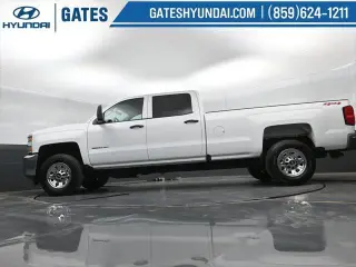 Chevrolet Silverado 3500HD 2017 4x4 Work Truck 4p Crew Cab SRW