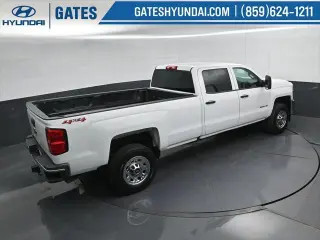 Chevrolet Silverado 3500HD 2017 4x4 Work Truck 4p Crew Cab SRW