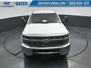 Chevrolet Silverado 3500HD 2017 4x4 Work Truck 4p Crew Cab SRW