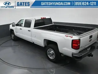 Chevrolet Silverado 3500HD 2017 4x4 Work Truck 4p Crew Cab SRW