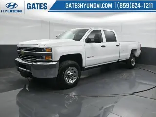 Chevrolet Silverado 3500HD 2017 4x4 Work Truck 4p Crew Cab SRW